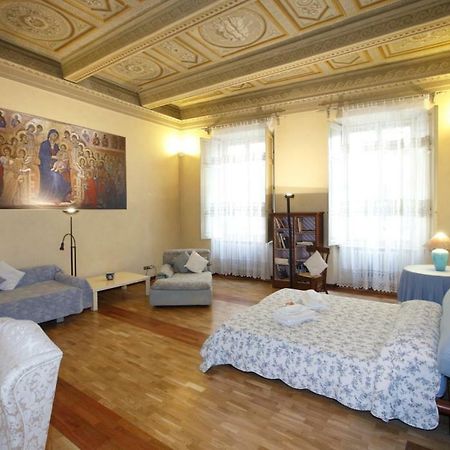 Residenza D'Epoca Montanini Bed & Breakfast Siena Exterior photo